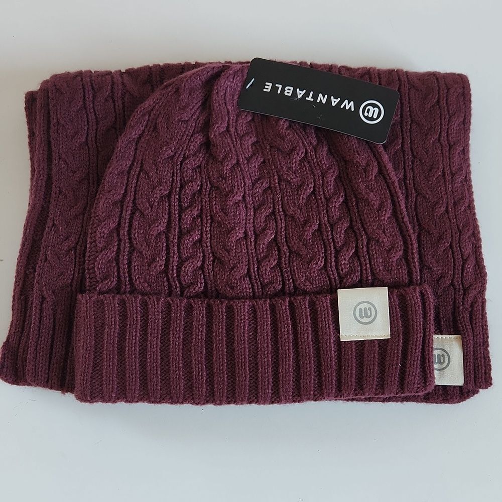 Wantable Cable Knit Beanie & Scarf Set Wool Blend Burgundy